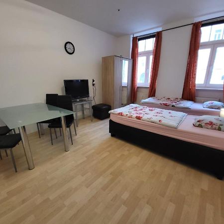Apartmentzimmer Erfurt Bagian luar foto