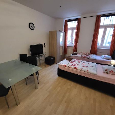 Apartmentzimmer Erfurt Bagian luar foto