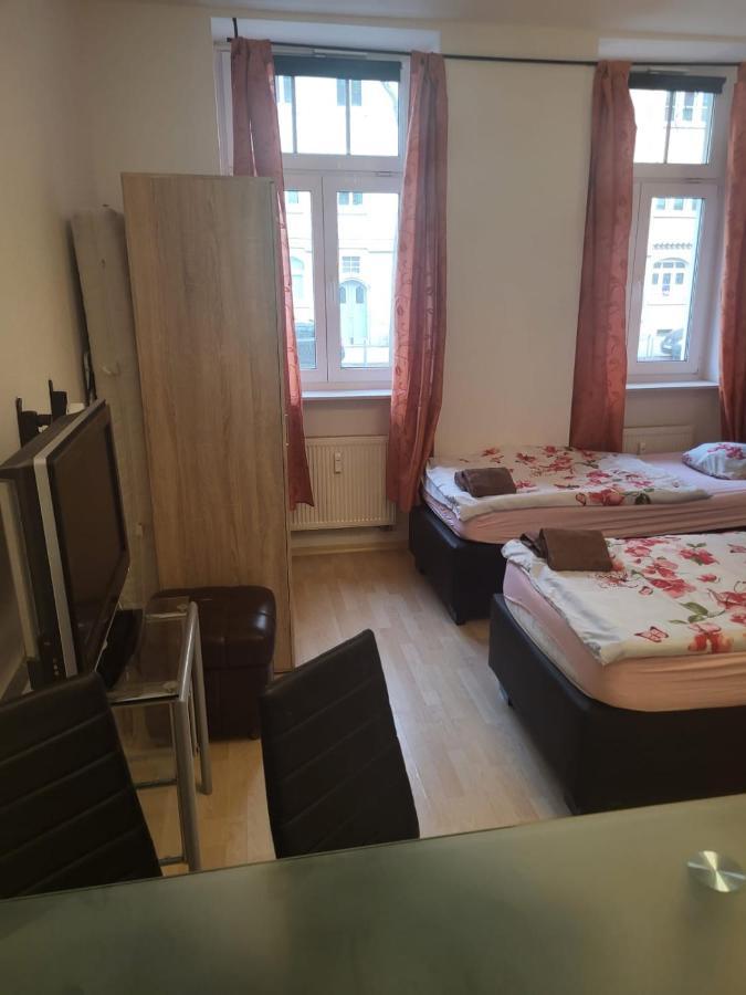 Apartmentzimmer Erfurt Bagian luar foto