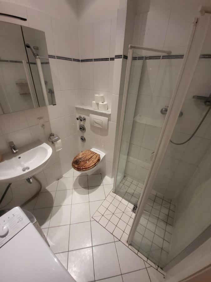 Apartmentzimmer Erfurt Bagian luar foto