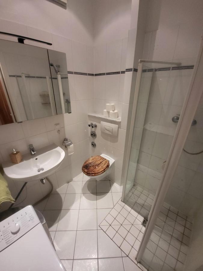 Apartmentzimmer Erfurt Bagian luar foto