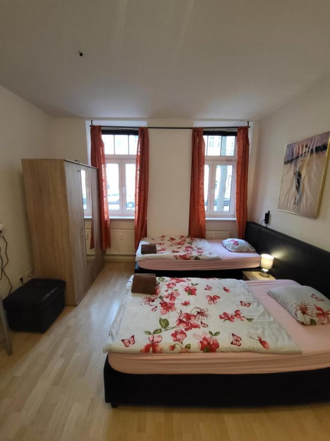 Apartmentzimmer Erfurt Bagian luar foto
