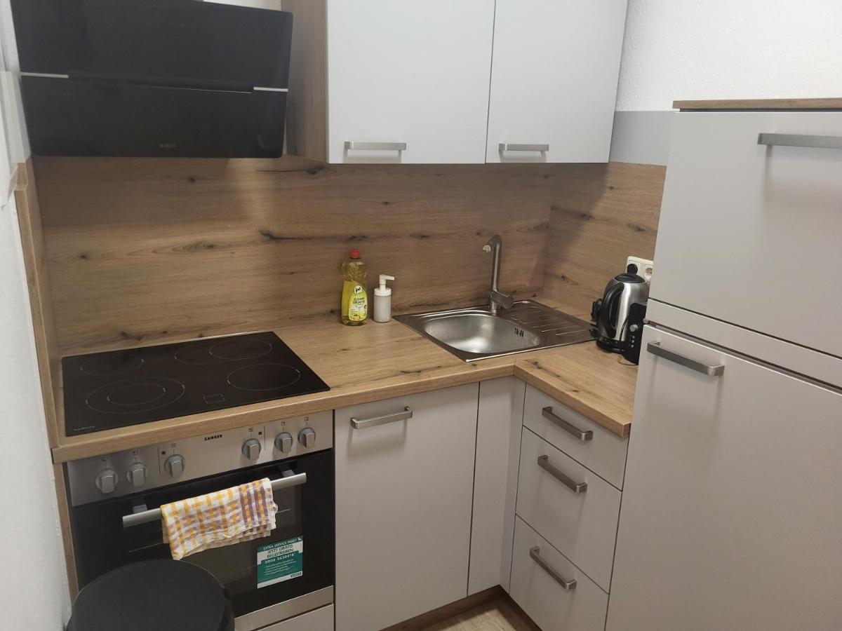 Apartmentzimmer Erfurt Bagian luar foto