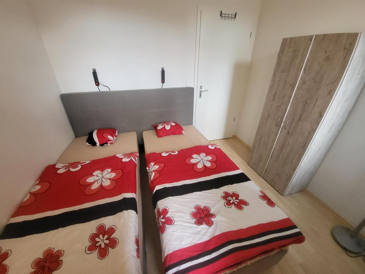 Apartmentzimmer Erfurt Bagian luar foto